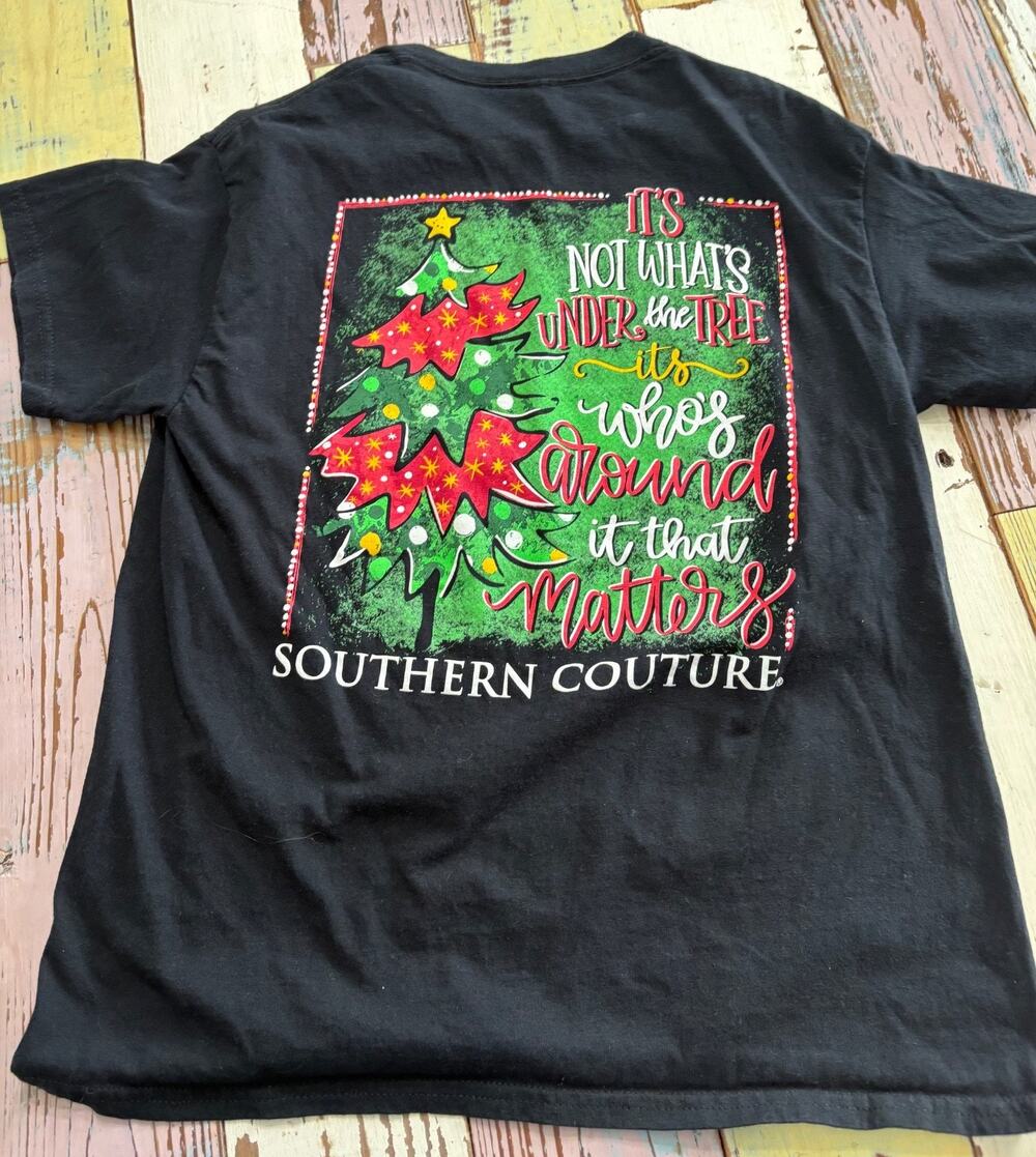 Southern Couture Tshirt Women Small Christmas